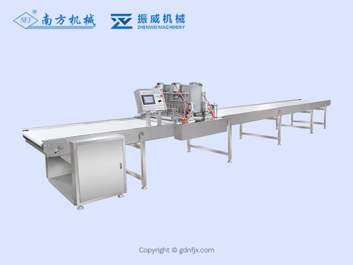 4脫盤注心機(jī).jpg